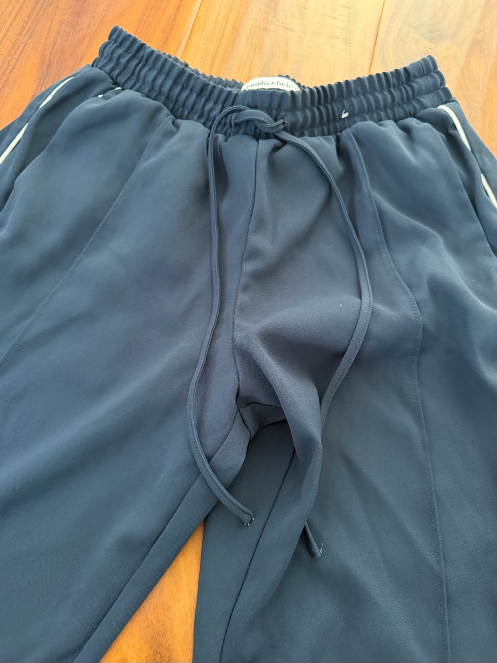 Abercrombie & Fitch Navy Wide-Leg Track Pants with White Stripes - Picture 5 of 10